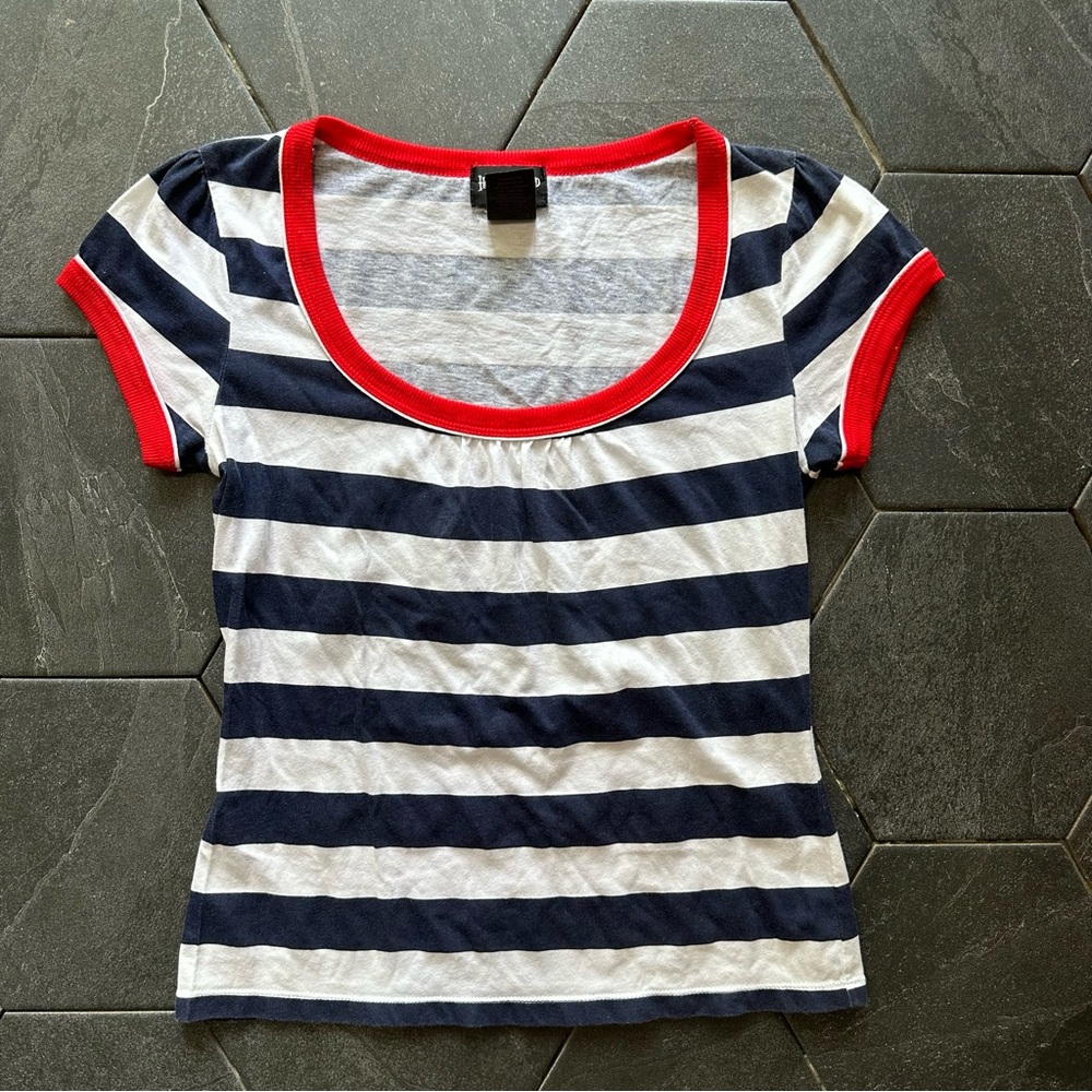 VTG Y2K 2000s Hot Tempered Black and White Striped w/ Red Trim Baby Tee